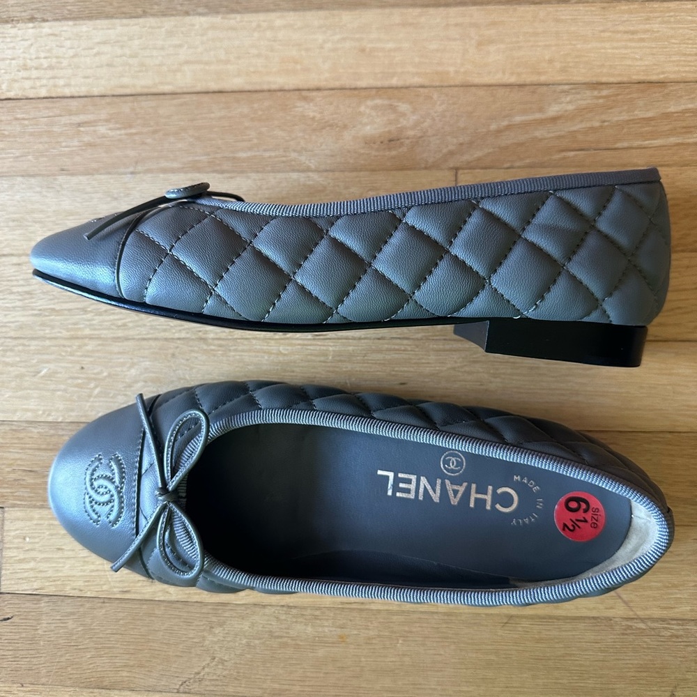 Chanel gray quilted ballet flats.